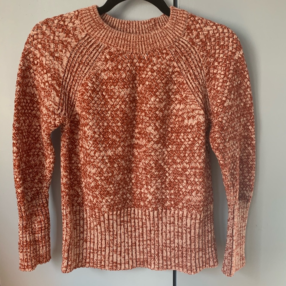 Universal Thread/Target Sweater (XS)